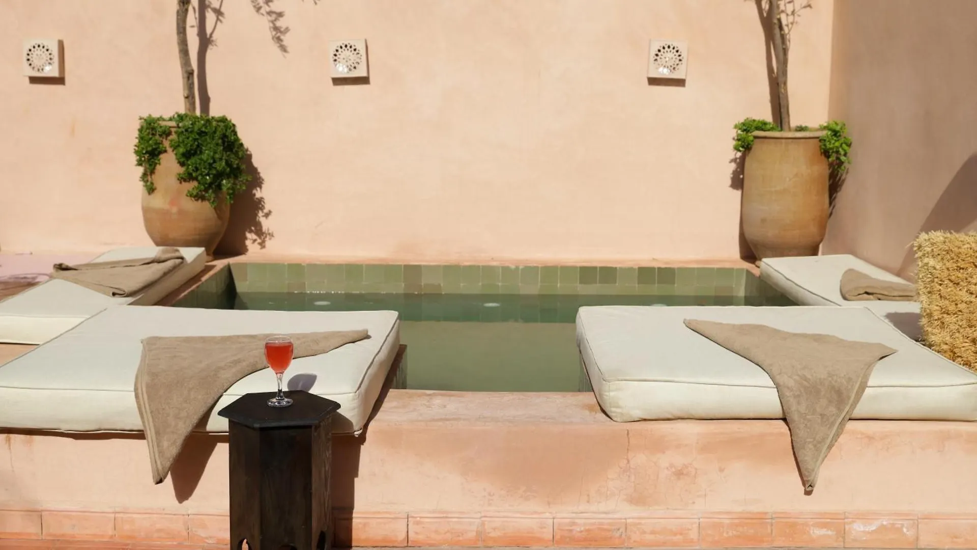 Le Riad Paradis Secret مراكش 0*,